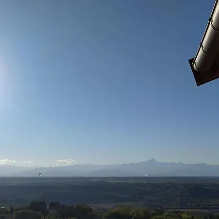 Casa Mantel Panoramic View In Langhe نوفيلو