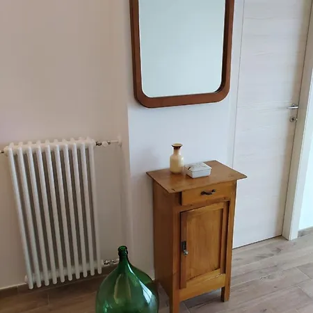 Casa Mantel Panoramic View In Langhe Vakantiehuis