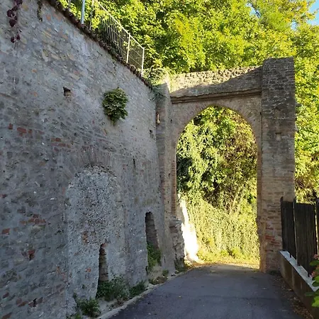 Casa Mantel Panoramic View In Langhe Vakantiehuis