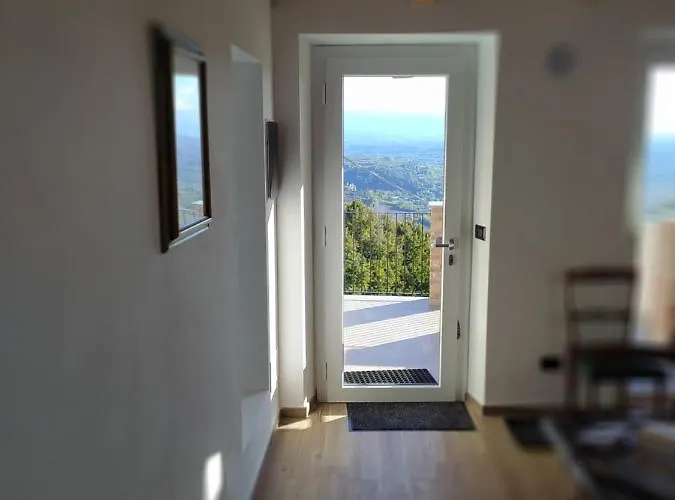 Casa Mantel Panoramic View In Langhe Feriehus