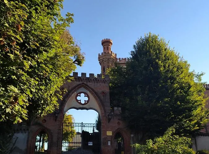 Casa Mantel Panoramic View In Langhe